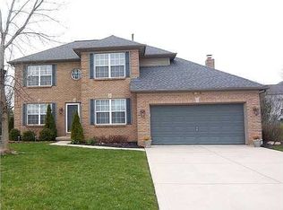 6868 Fox Run Dr, Westerville, OH