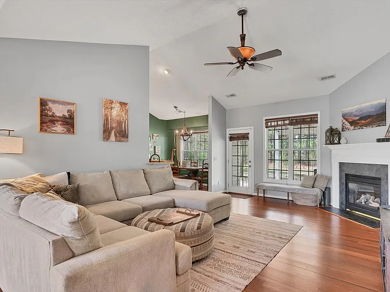 329 Green Links Dr — Photo 29