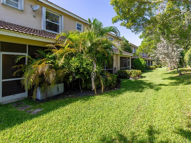 13792 Creston Pl — Photo 10