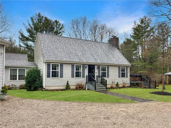 92 Black Plain Rd, Exeter, RI 02822