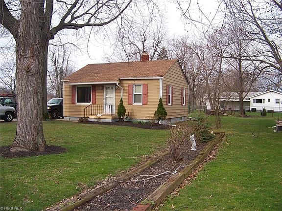 Front of house new roof and gutters April 2016