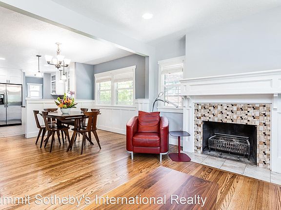 4th image of 1363 E Kensington Ave