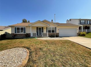 958 S Brampton Dr, Saint Charles, MO