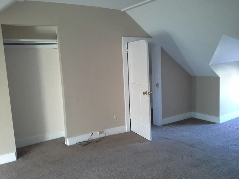 217-219 N Henderson St — Photo 9