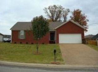 35 Laurel Creek Dr, Jackson, TN 38305
