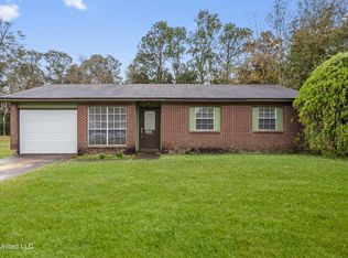 2009 C W Webb Rd, Gautier, MS 39553