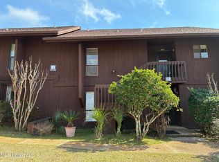 208 Molokai Vlg #B, Diamondhead, MS 39525