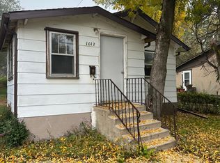 1012 Valley St, Minot, ND 58701