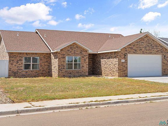 3rd image of 1535 Arbor Dr