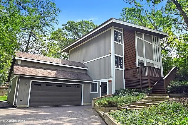 3N125 Churchill Ct photo 1