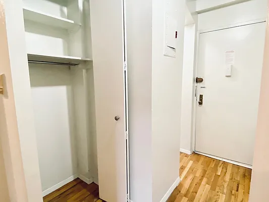 Rented by Compass | media 18