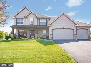 9617 Dunes Ave, Cottage Grove, MN 55016