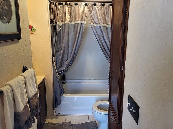 5th image of 3316 Orange St #10