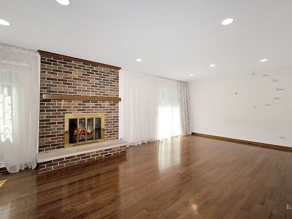 5th image of 192 Westminster Way