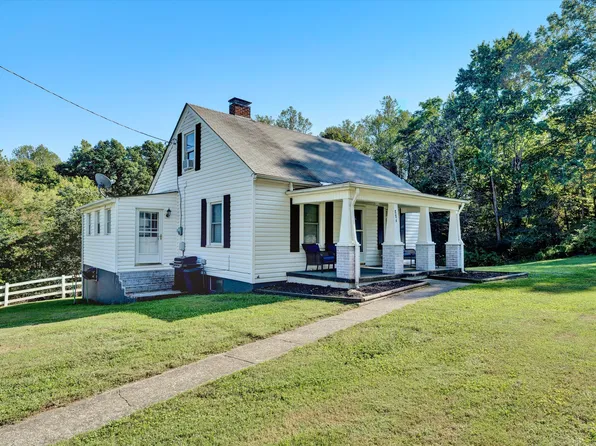 884 Doe Run Rd, Rocky Mount, VA 24151