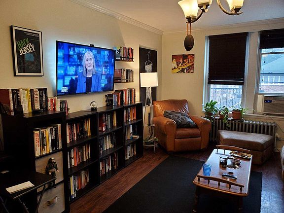 5th image of 42 Park Ave APT 21