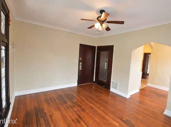5th image of 2527 Shelby St APT 5