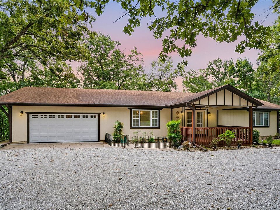 1st image of 1054 E Preston Lane