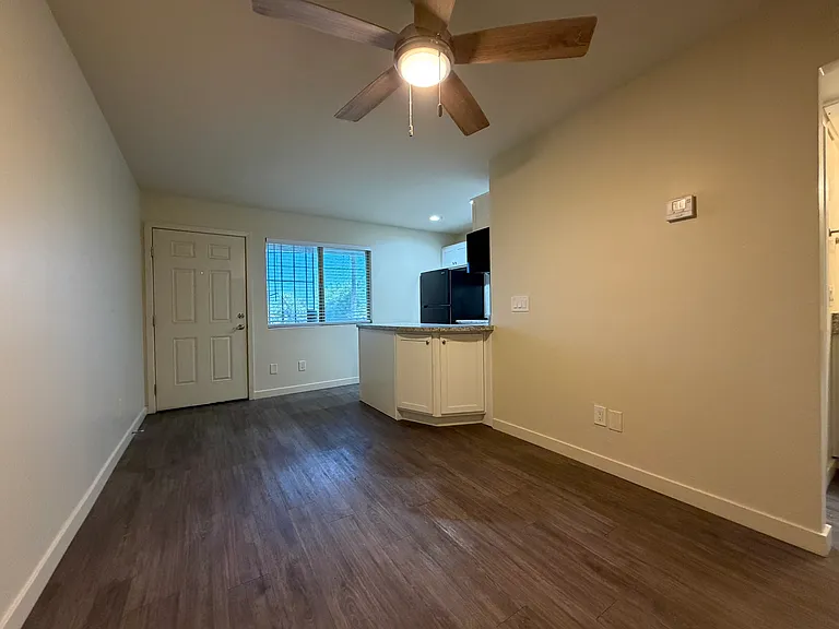 1859 E Broadway Rd #14 — Photo 9