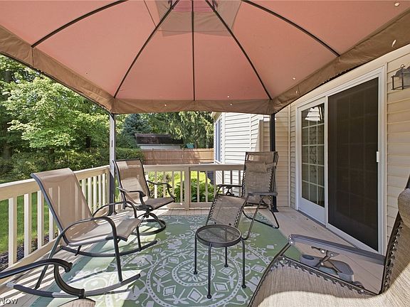 5th image of 279 Jade Cir