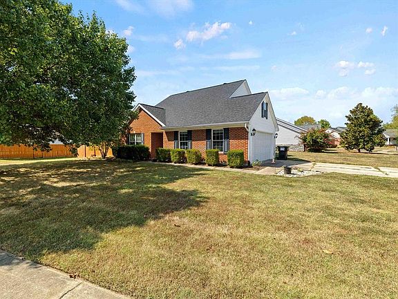 2nd image of 3101 Bridle Way