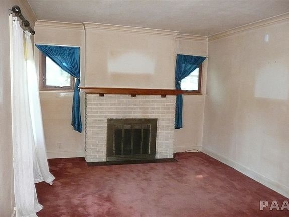2nd image of 1616 W Gilbert Ave