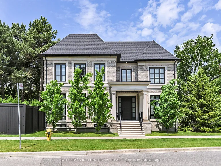 282 Upper Highland Cres — Photo 29