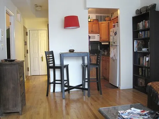 Rented by J Misrahi Realty Corp | media 44