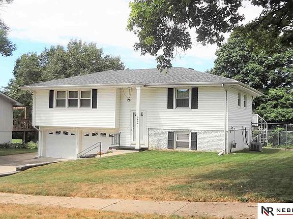 3rd image of 3806 N 95th St