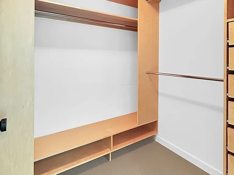 375 Kirkland Ave #215 — Photo 8