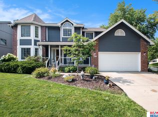 2902 Sheridan Rd, Bellevue, NE 68123