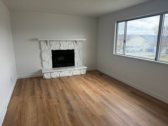 2nd image of 6284 S Cosmo Dr