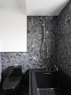 Bathroom, photo 1