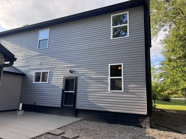 18220 Q Dr N, Marshall, MI 49068