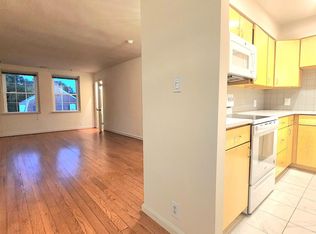 3347 S Wakefield St APT B2, Arlington, VA 22206