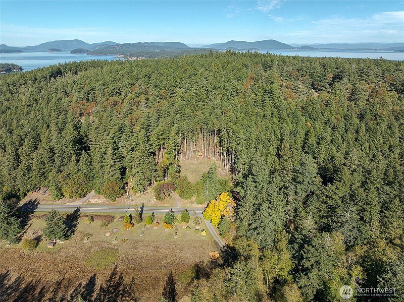 2nd image of 4071 Mud Bay