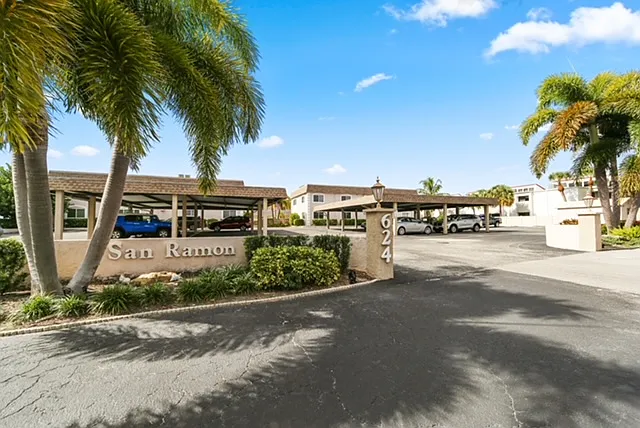Building Photo - 624 Flamingo Dr #112
