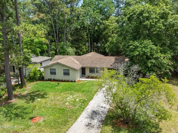 2021 LAKE WEIR Avenue, Jacksonville, FL 32210