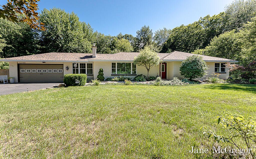 13748 Cleveland St, Nunica, MI 49448 Zillow