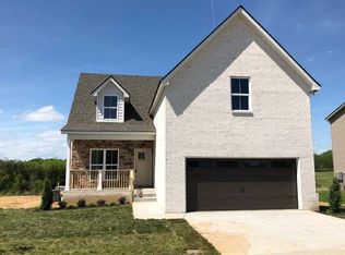 301 Hartmann Crossing Dr, Lebanon, TN 37087