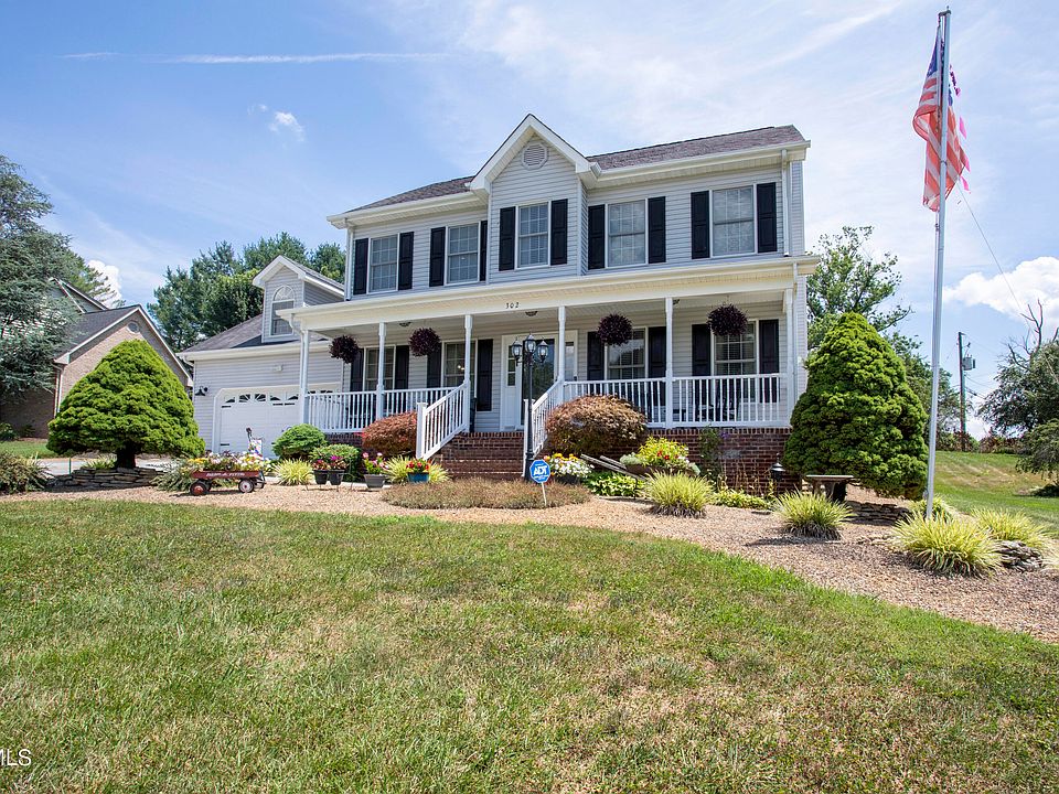 1st image of 302 Ambrosia Dr
