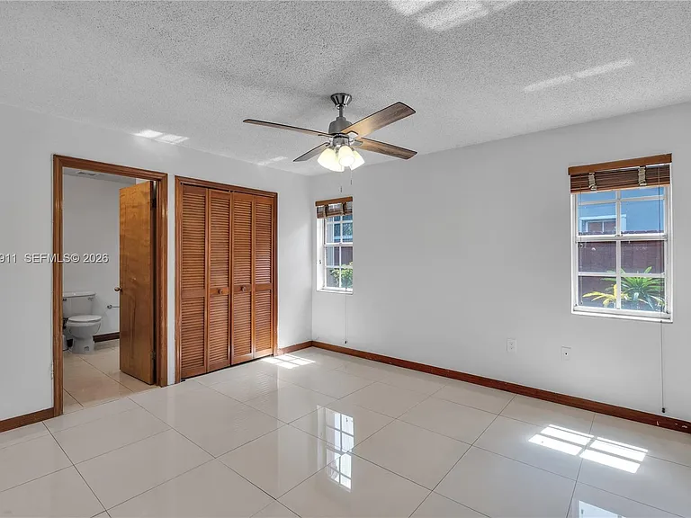 7811 SW 9th Ter — Photo 13