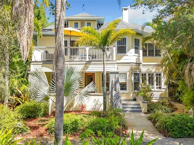 315 8th Ave NE, Saint Petersburg, FL, 33701