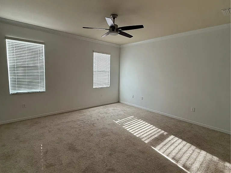 10020 Via Colomba Cir — Photo 22