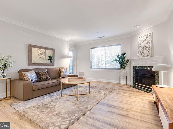 Living Room with Gas Fireplace