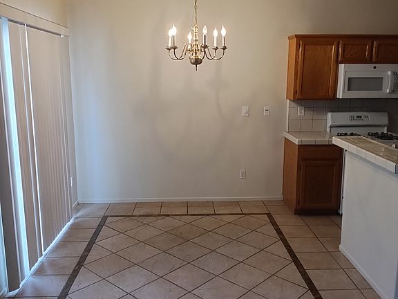 4th image of 2207 Lydia Bradley St
