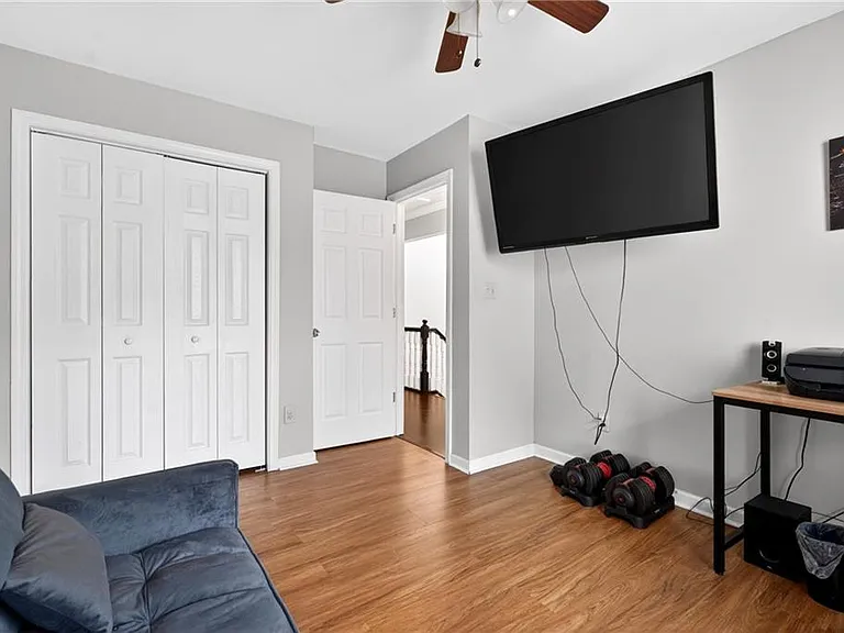 6393 Hawthorne Ter — Photo 39