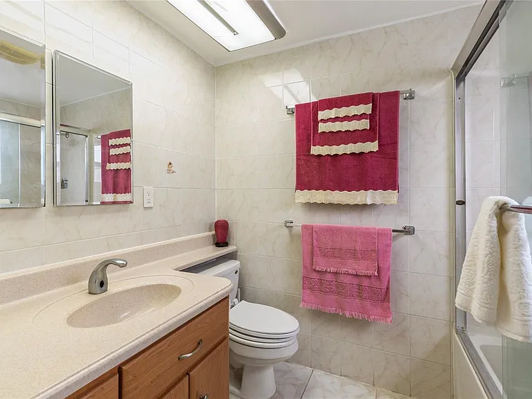 3228 Rock Valley Dr — Photo 17
