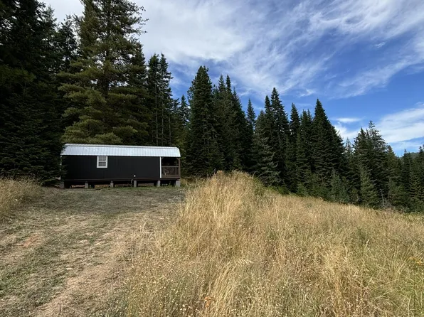 10764 S Poplar St, Cataldo, ID 83810