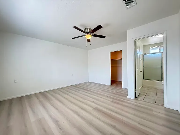 138 S Walnut Ave #B — Photo 13